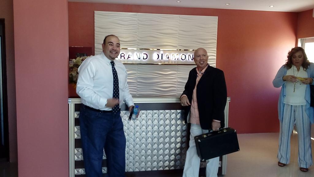 Grand Diamond Hotel Trinidad Piarco Eksteriør bilde
